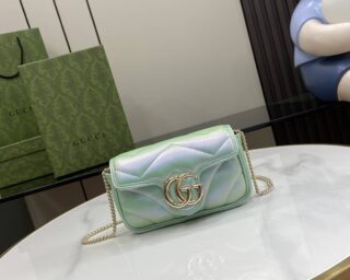 Replica Gucci GG Marmont MatelassÉ Leather Super Mini Bag 476433