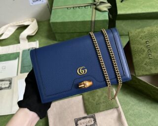 Replica Gucci Diana Mini Bag With Bamboo 696817