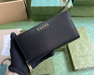 Replica Gucci Zip Around Wallet With Gucci Script 772642