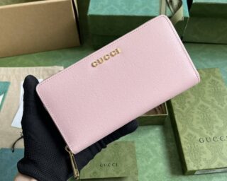 Replica Gucci Zip Around Wallet With Gucci Script 772642