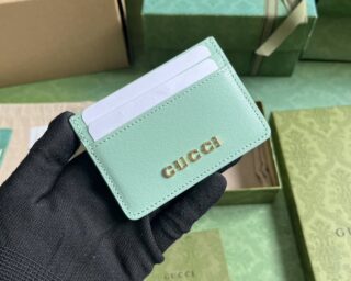 Replica Gucci Card Case With Gucci Script 773428