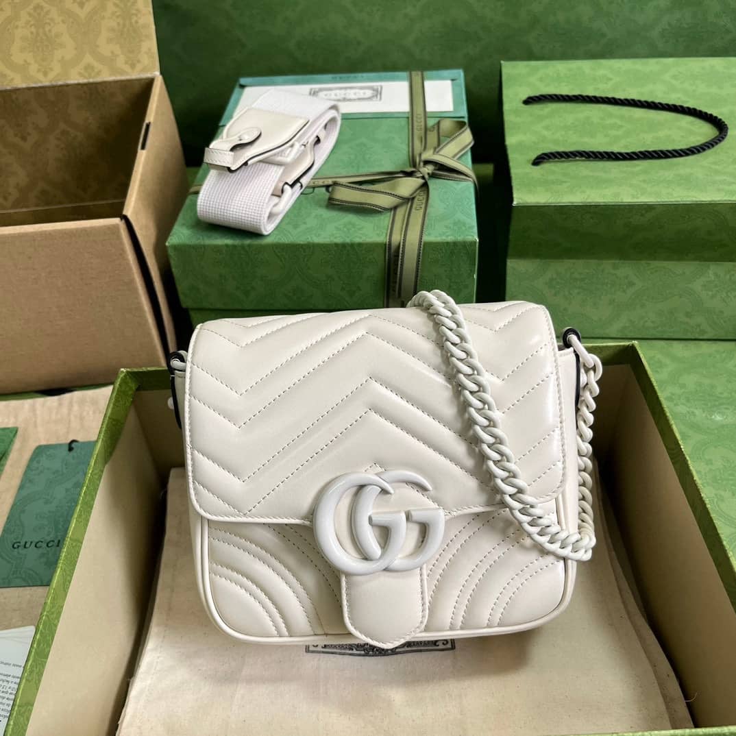 Replica Gucci GG Marmont MatelassÉ Shoulder Bag 739681