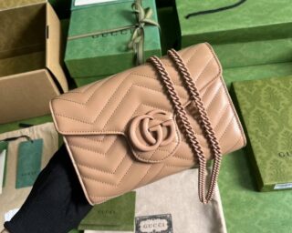 Replica Gucci GG Marmont MatelassÉ Chain Mini Bag 474575