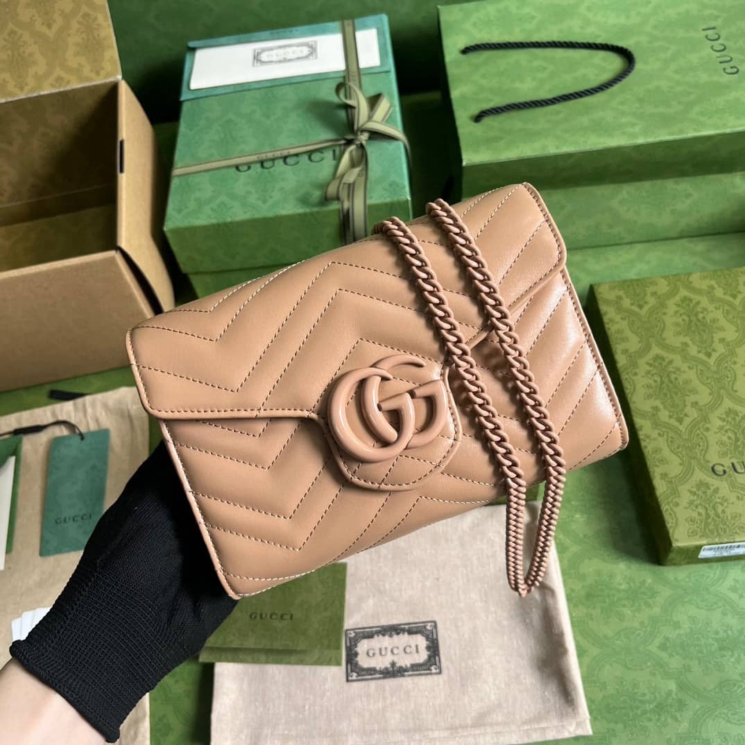 Replica Gucci GG Marmont MatelassÉ Chain Mini Bag 474575