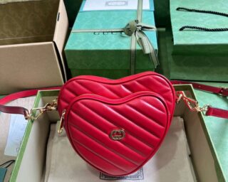 Replica Gucci Interlocking G Mini Heart Shoulder Bag 751628