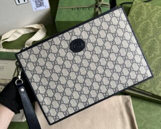 Replica Gucci Canvas Clutch Pouch With Interlocking G 672953