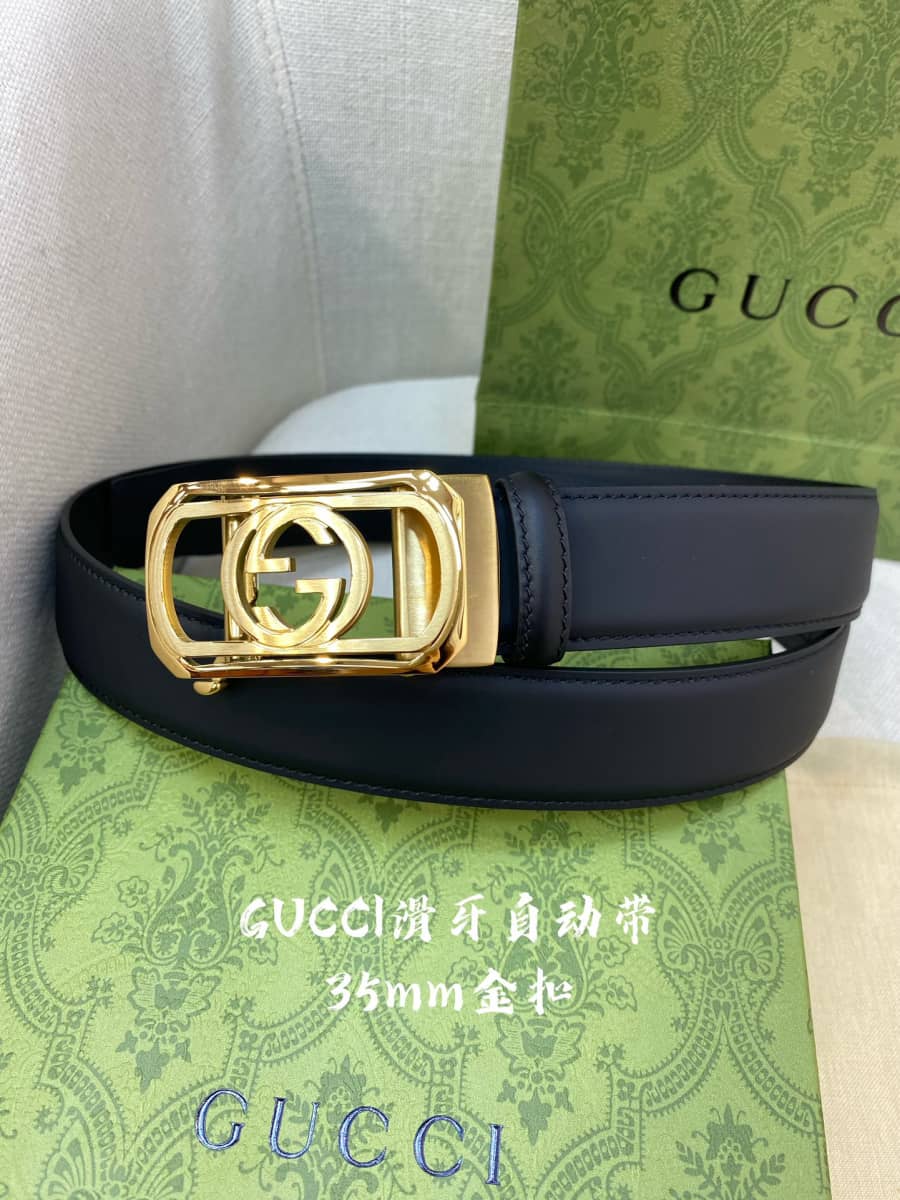 Replica Gucci Signature Leather Belt