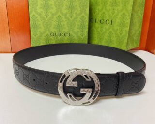 Replica Gucci Womens Silver Buckle Belt