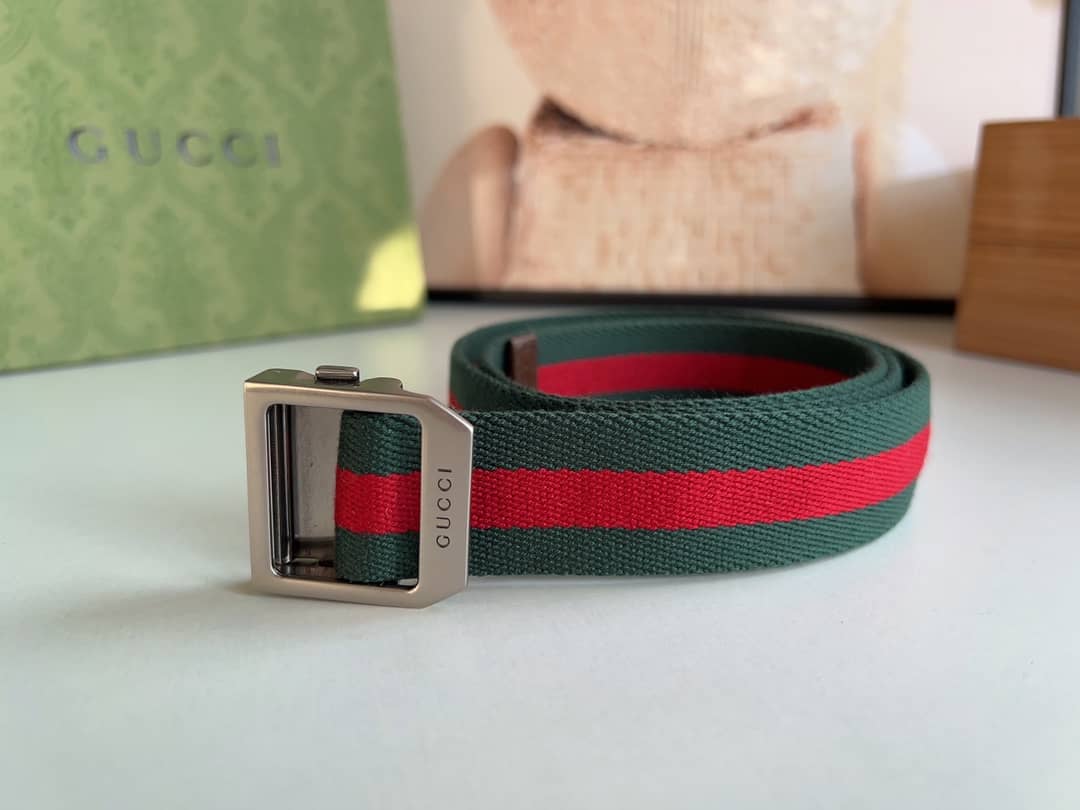 Replica Gucci Men Snake Belt