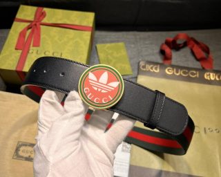 Designer Gucci GG Supreme Classic Belt