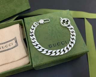 Replica Gucci Lion Head Bracelet