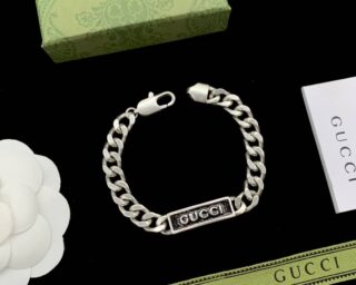 Replica Gucci Womens Silver Bracelet