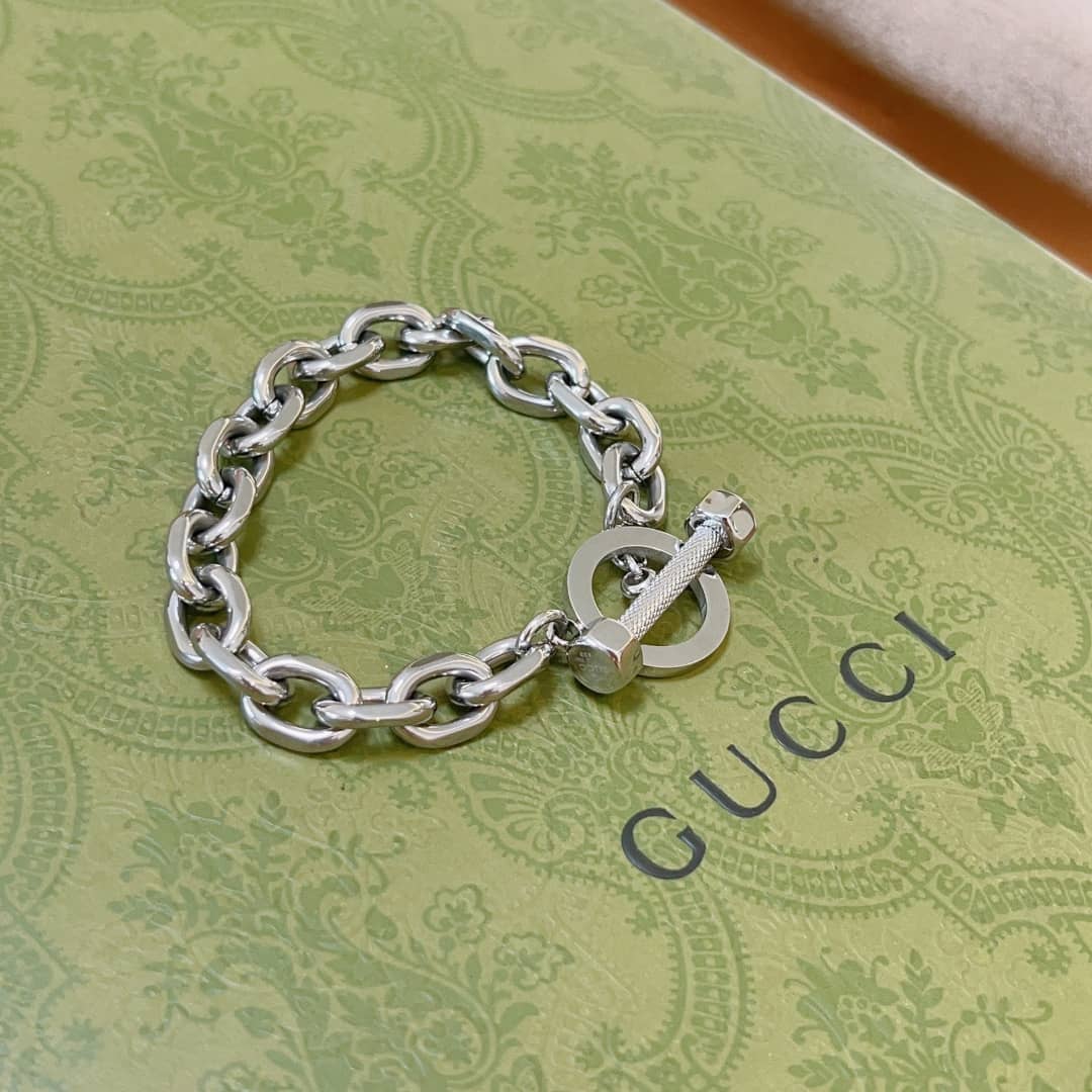 Replica Gucci Clover Bracelet