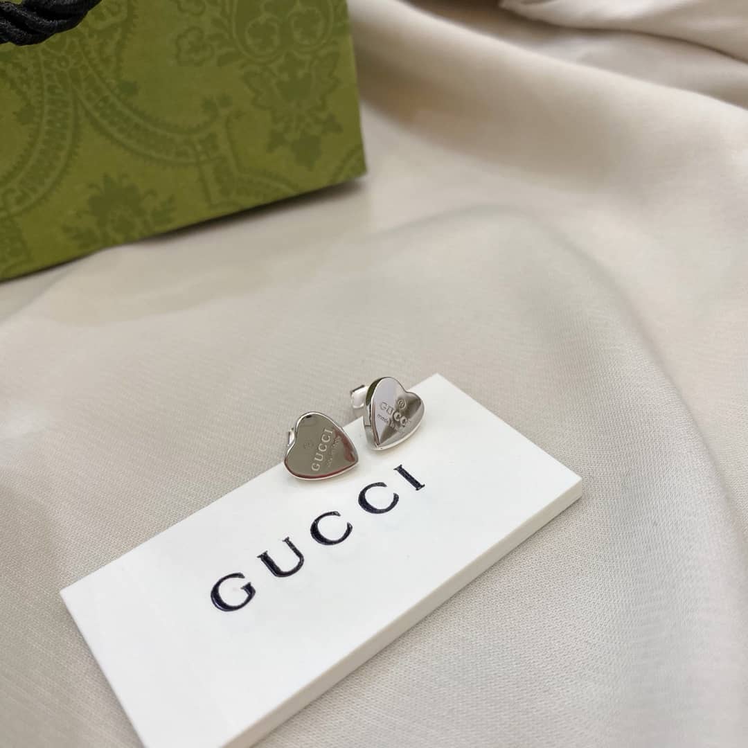 Replica Gucci Stud Earrings Gold