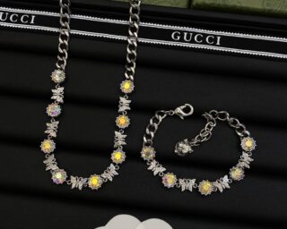 Replica Gucci Flower Necklace