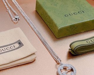 Replica Gucci Horsebit Necklace