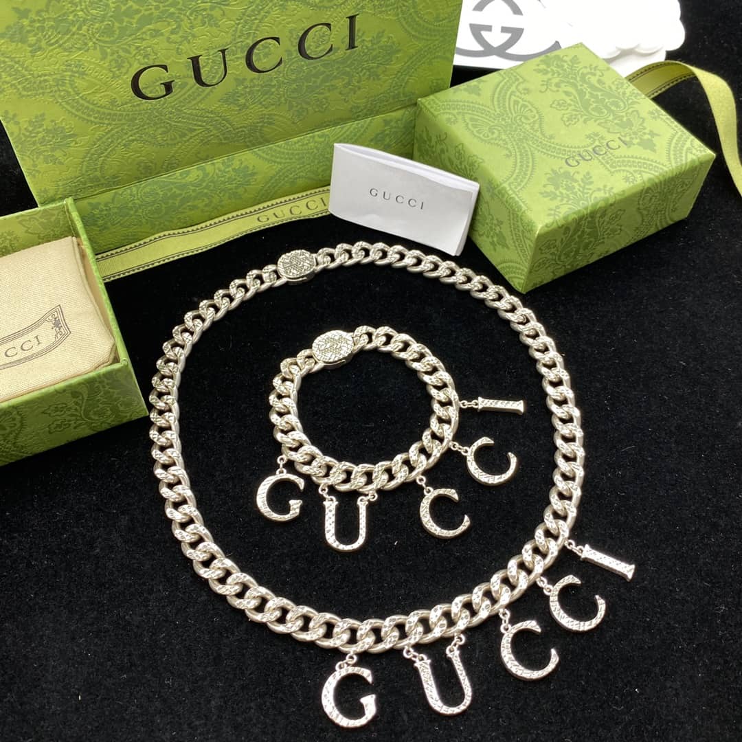 Replica Gucci Beaded Necklace