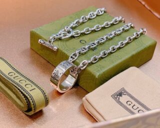 Replica Gucci Blind For Love Necklace