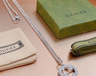 Replica Gucci Love Necklace