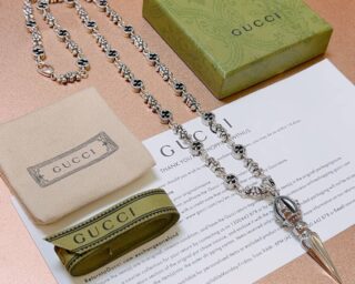 Replica Gucci Women Necklace