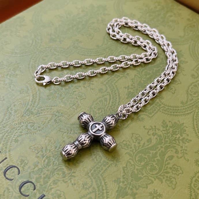 Replica Gucci Bee Necklace